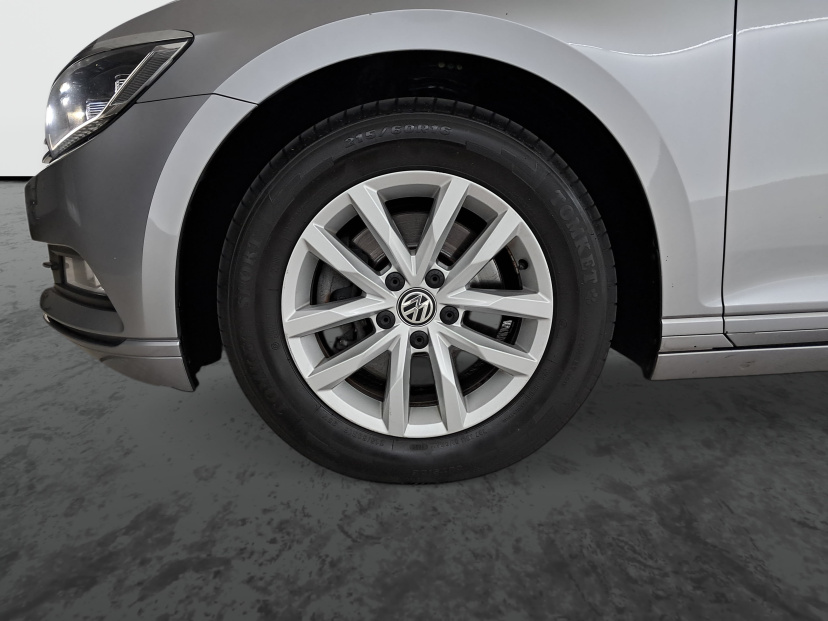 Volkswagen Passat, 2019
