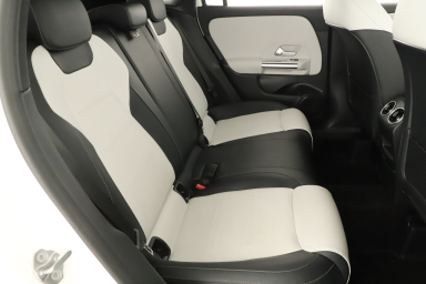 Mercedes-Benz GLA - 2022