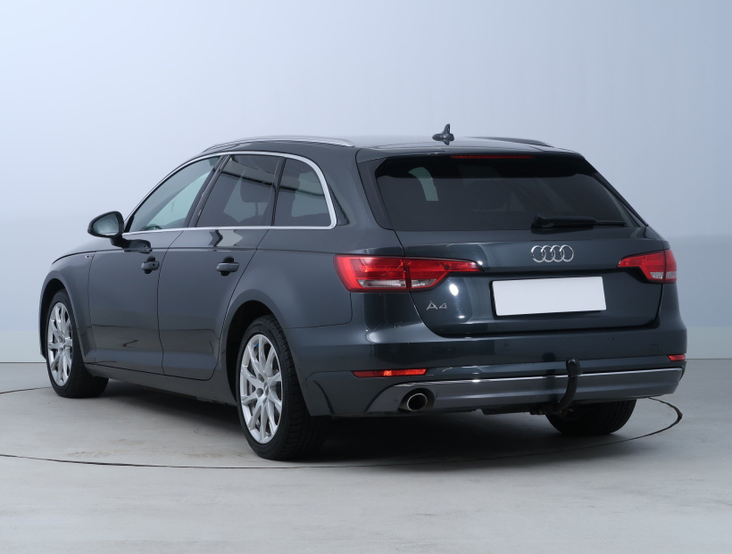 Audi A4, 2016