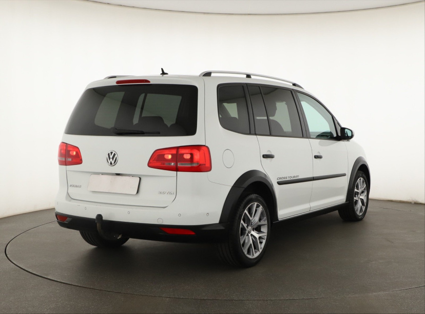 Volkswagen Touran, 2014