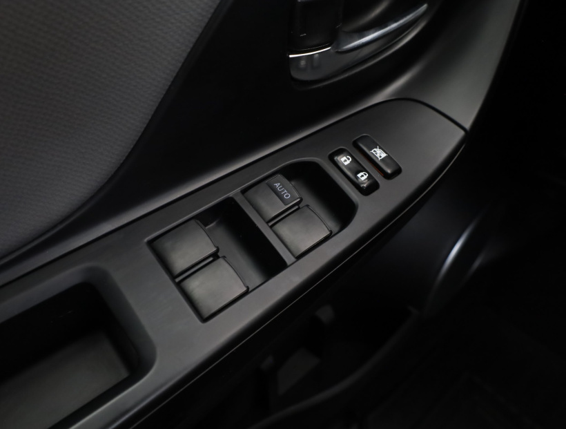 Toyota Yaris, 2015