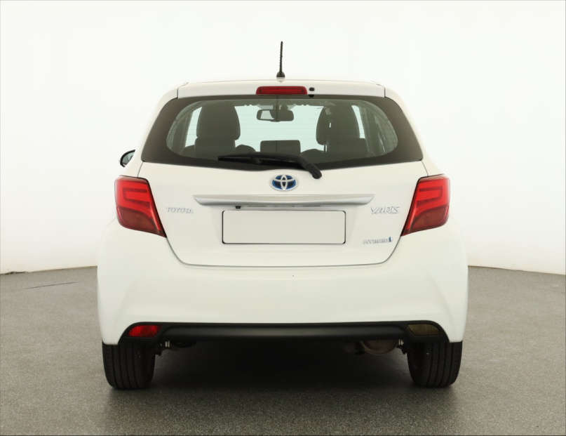 Toyota Yaris, 2015