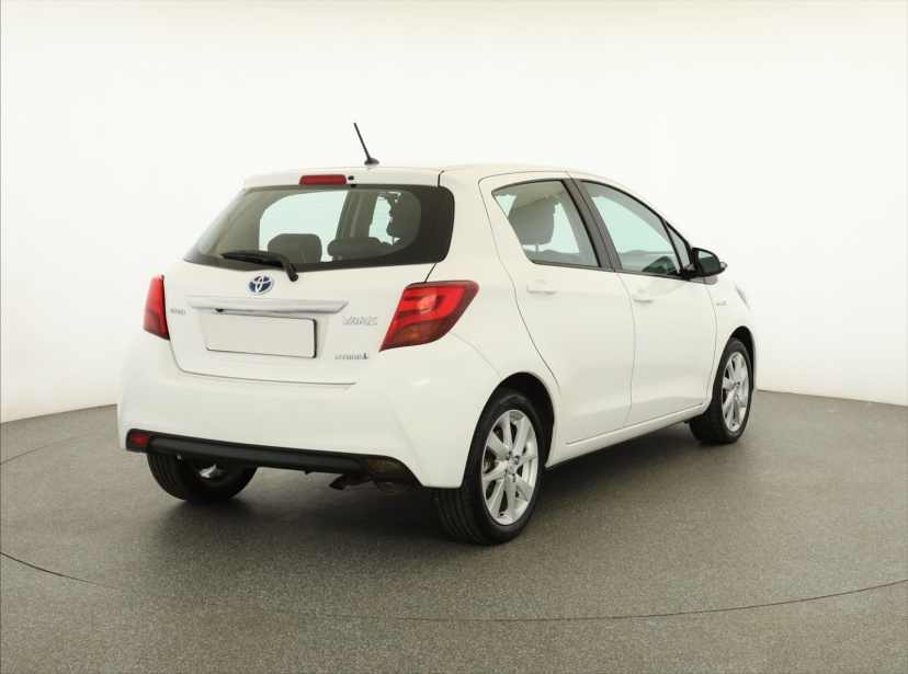 Toyota Yaris, 2015