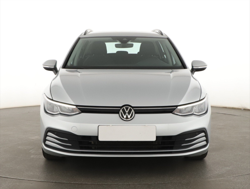Volkswagen Golf, 2021