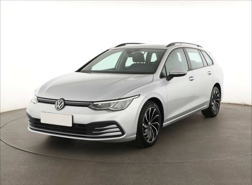 Volkswagen Golf, 2021