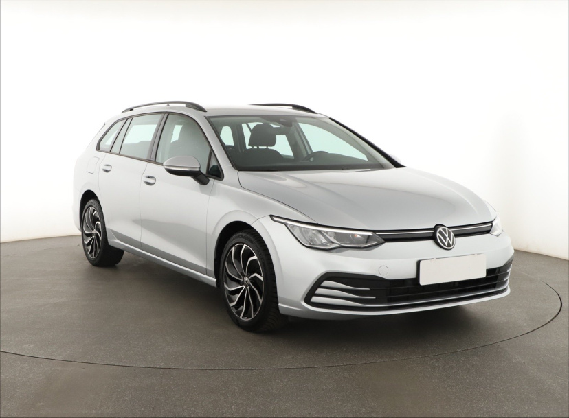 Volkswagen Golf, 2021