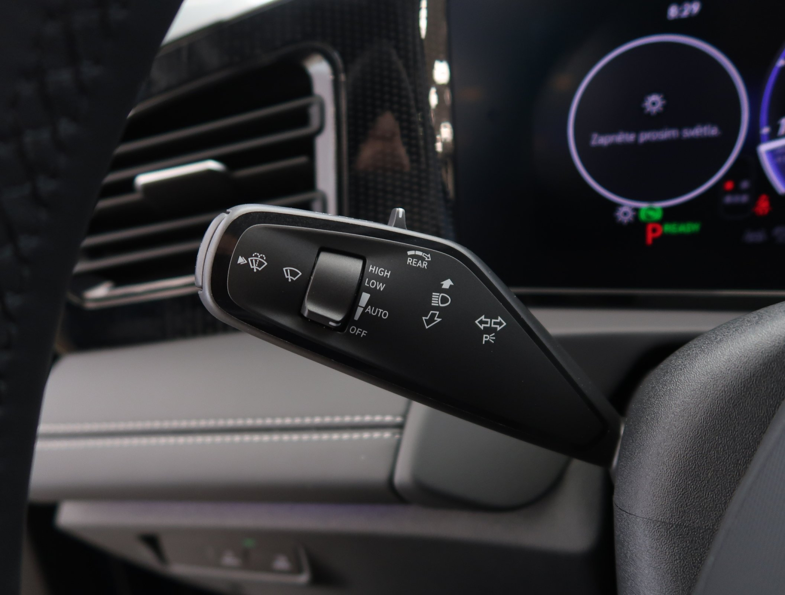 Volkswagen Tiguan - 2025