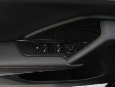 Volkswagen Tiguan - 2025