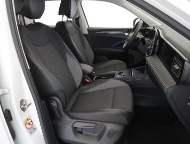 Volkswagen Tiguan - 2025