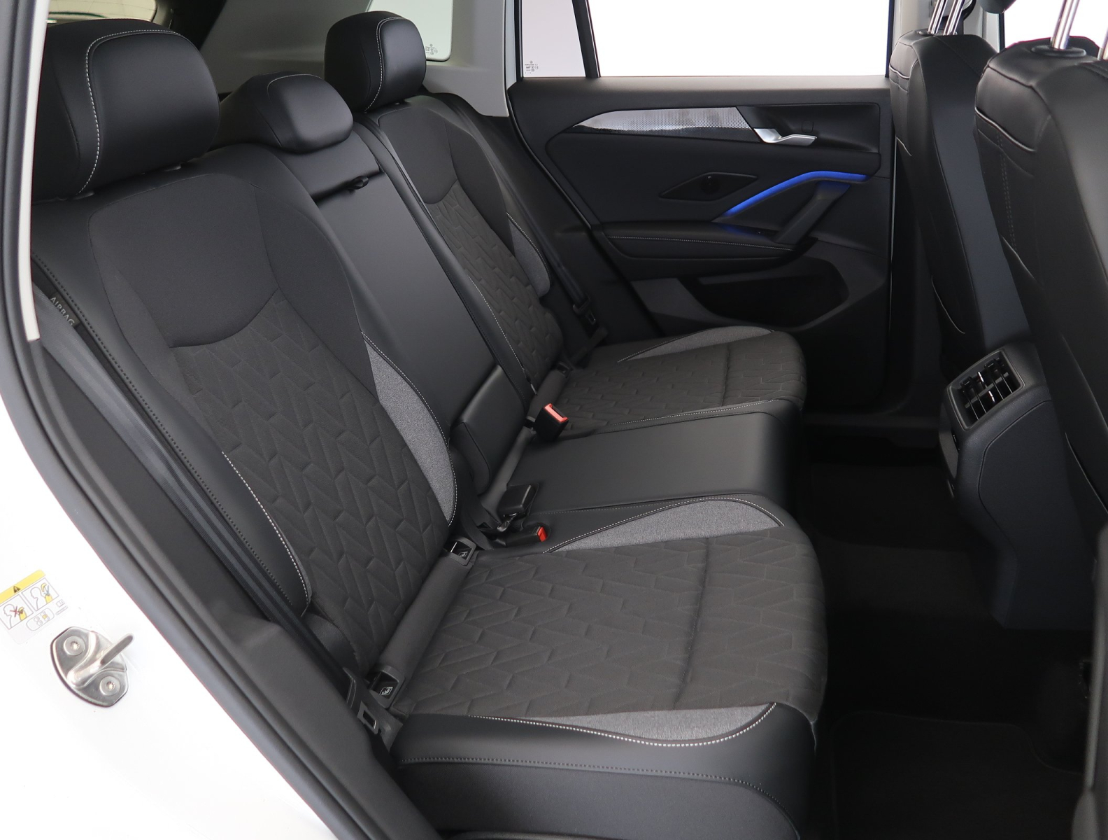Volkswagen Tiguan - 2025