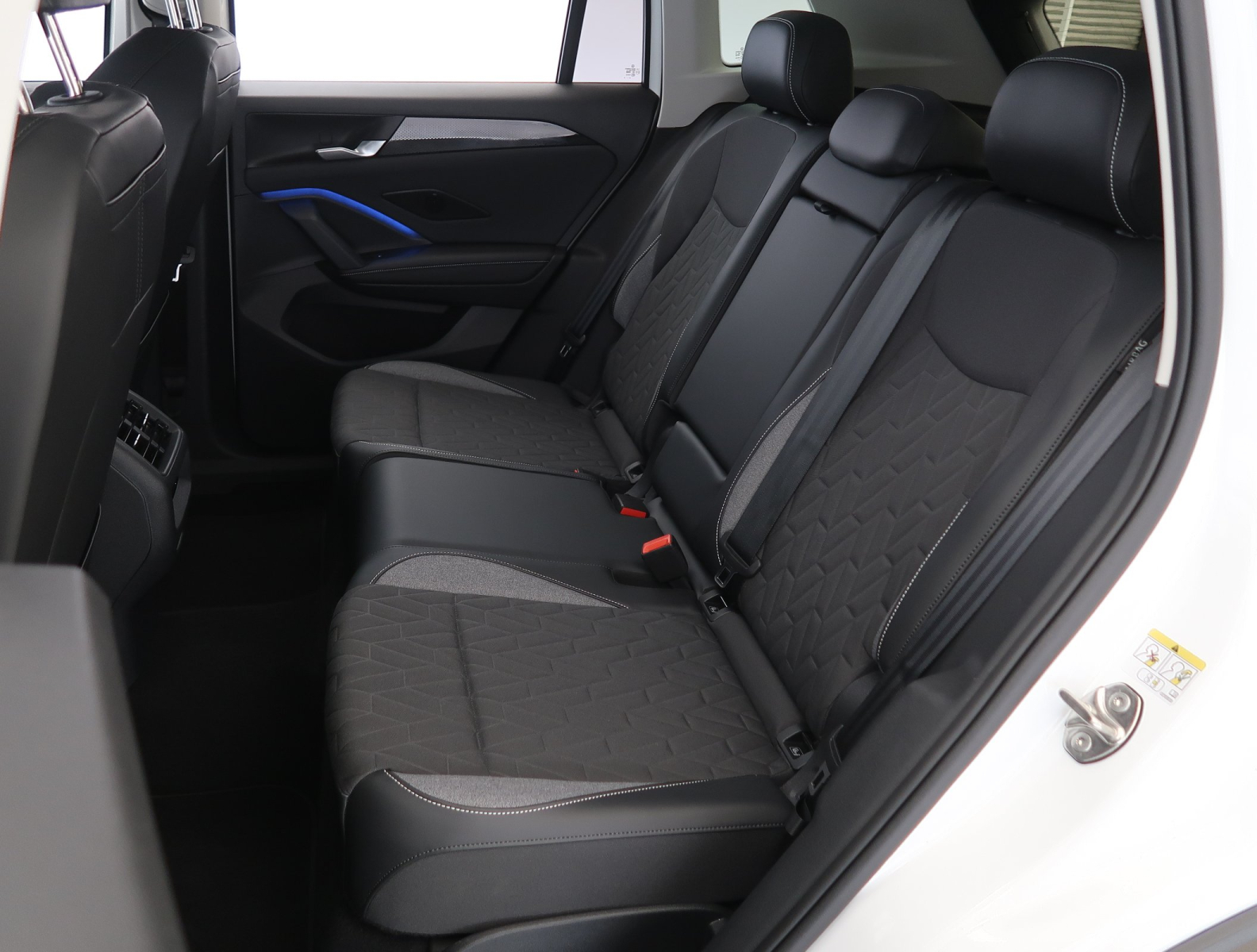 Volkswagen Tiguan - 2025