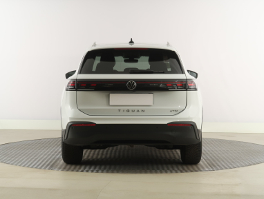 Volkswagen Tiguan - 2025