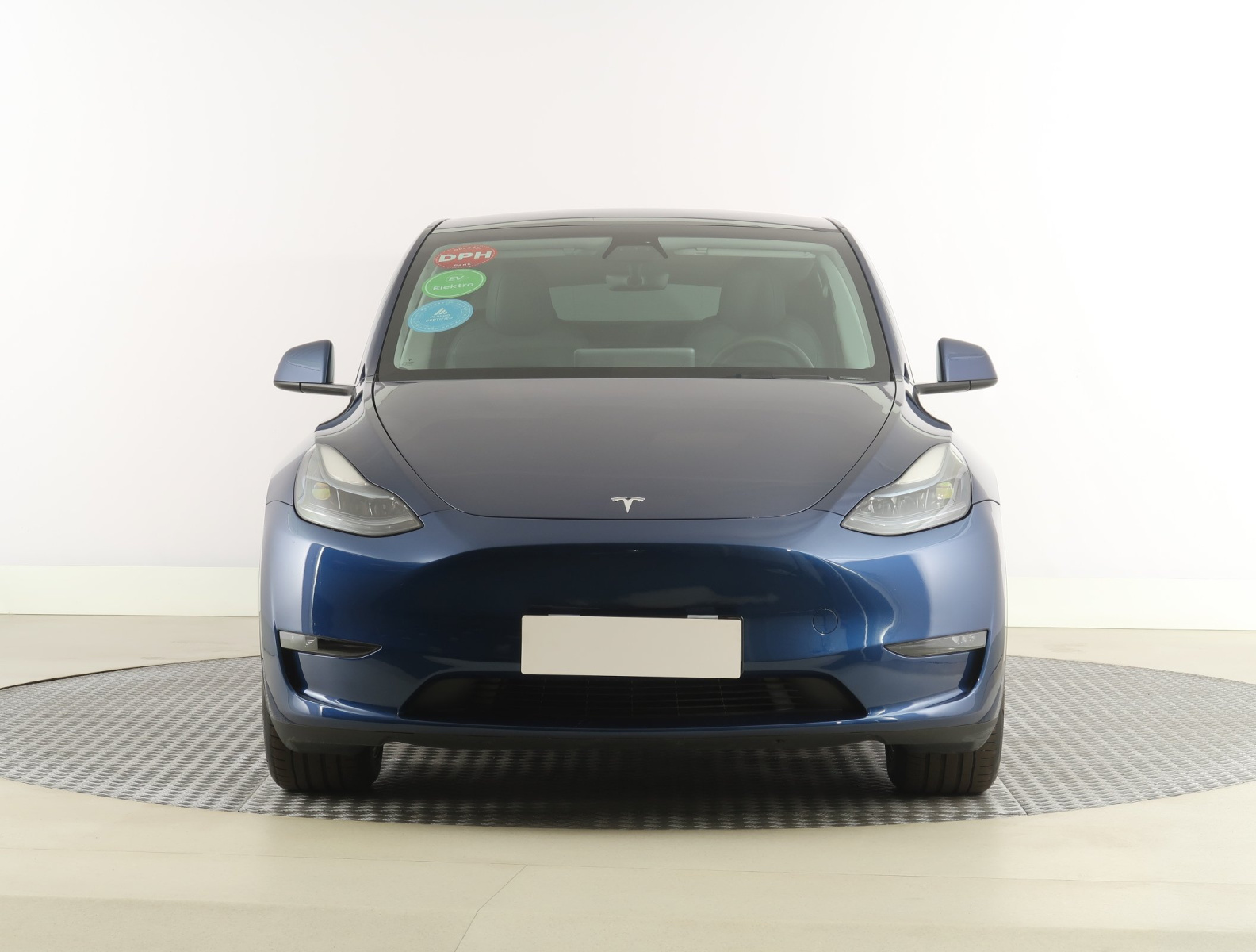 Tesla Model Y Long Range AWD – fotografie 2