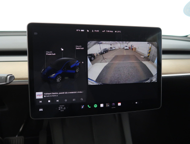 Tesla Model Y - 2023
