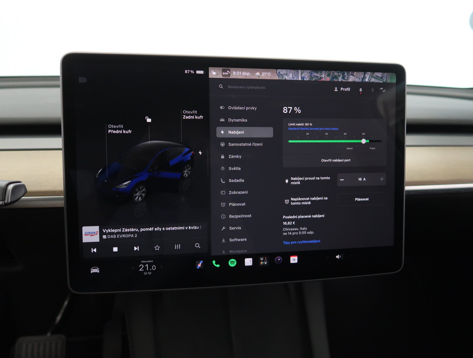 Tesla Model Y - 2023