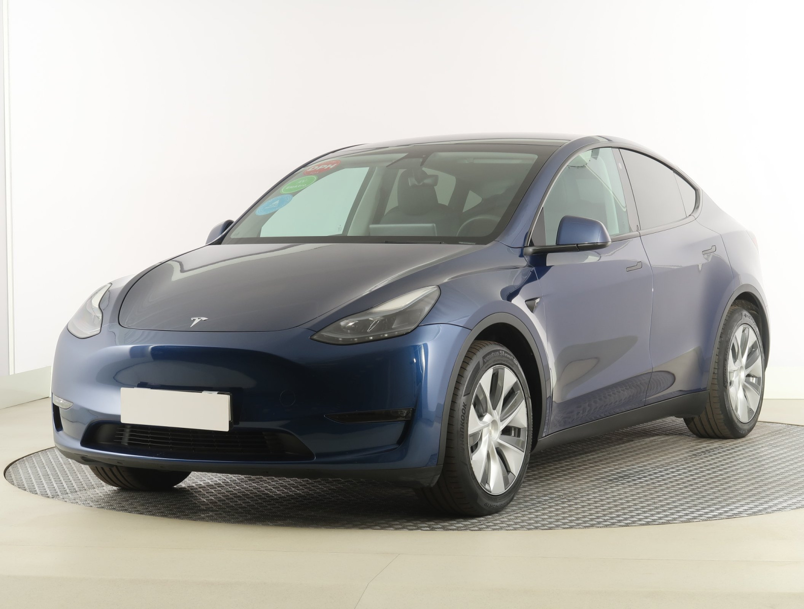 Tesla Model Y Long Range AWD – fotografie 3