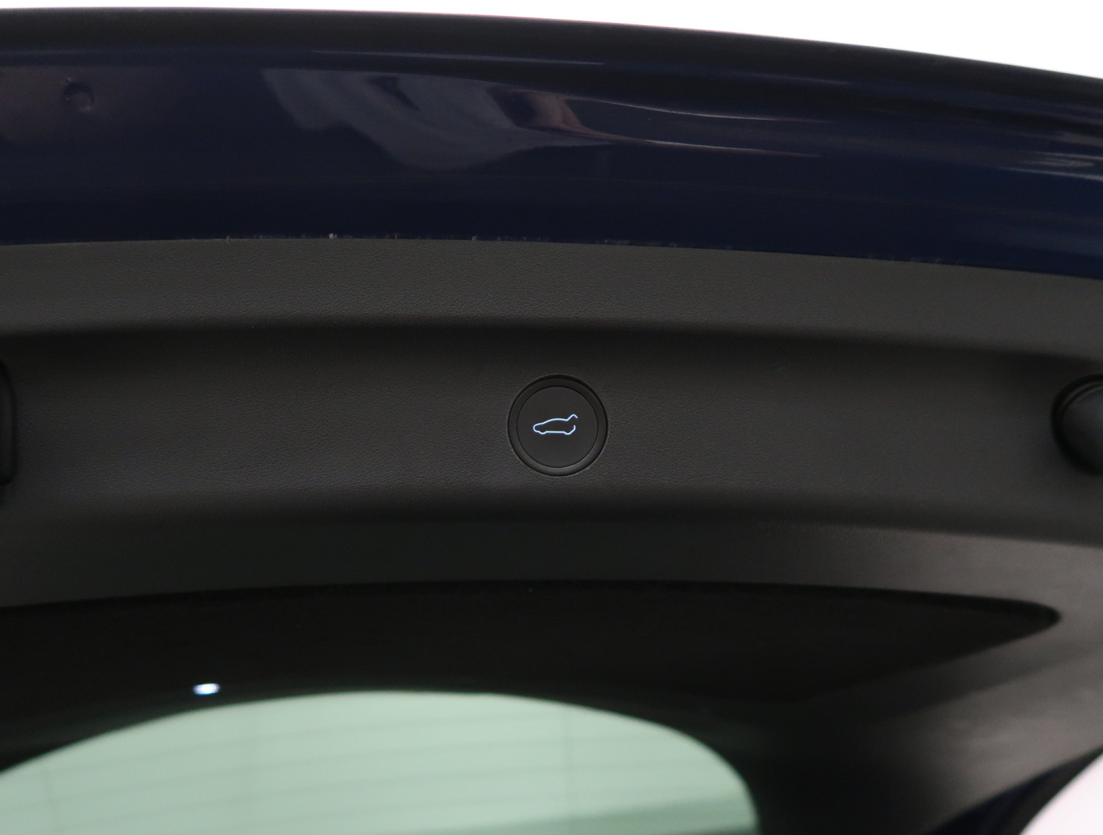 Tesla Model Y - 2023