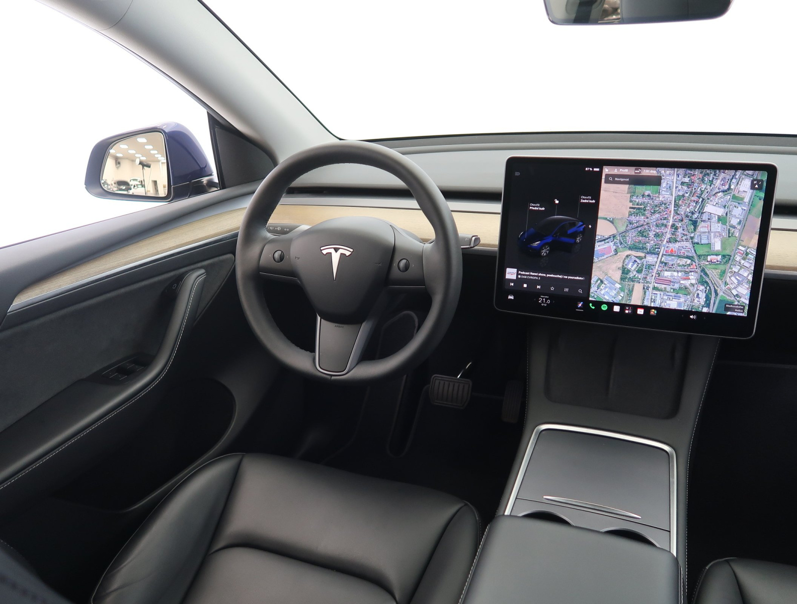 Tesla Model Y Long Range AWD – fotografie 9