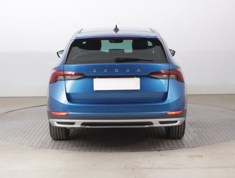 Škoda Octavia Scout, 2023