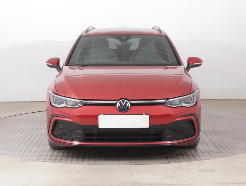 Volkswagen Golf, 2022