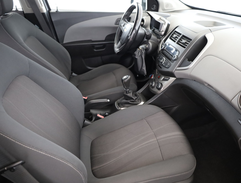 Chevrolet Aveo, 2012