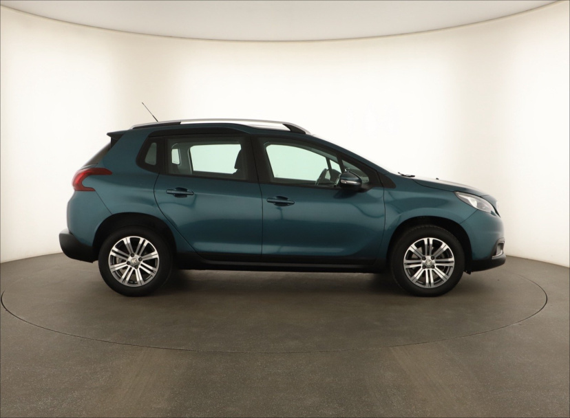 Peugeot 2008, 2019