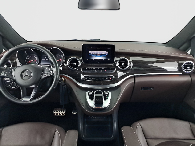 Mercedes-Benz V, 2017