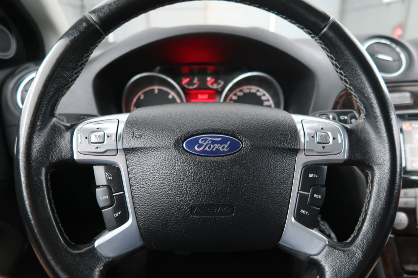 Ford Mondeo, 2009