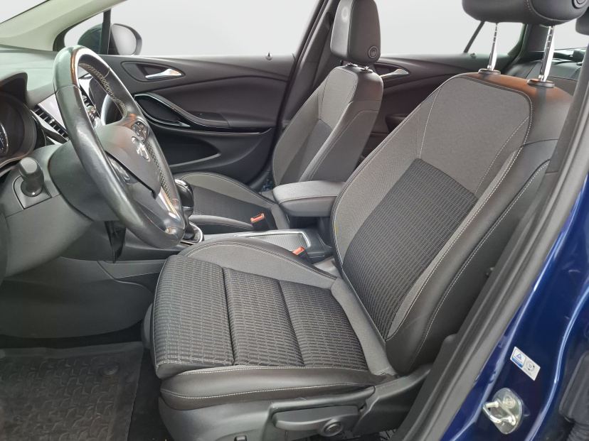Opel Astra, 2021