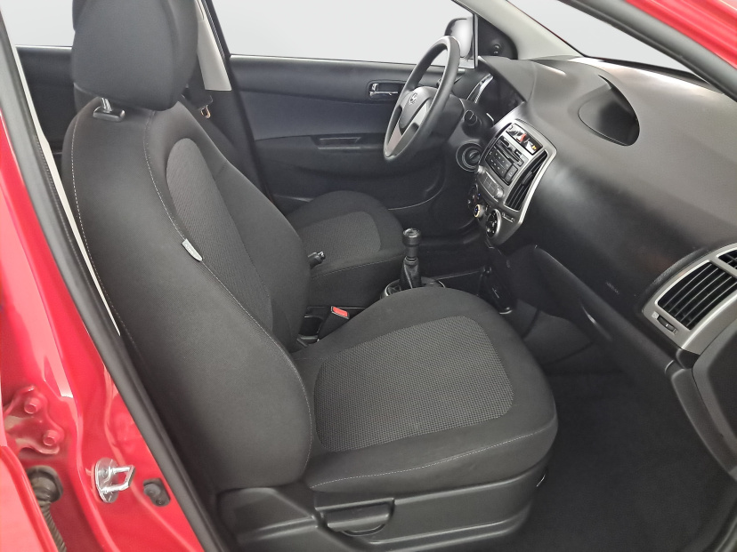 Hyundai i20, 2013