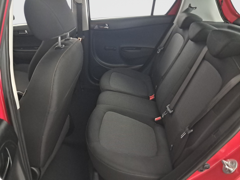 Hyundai i20, 2013