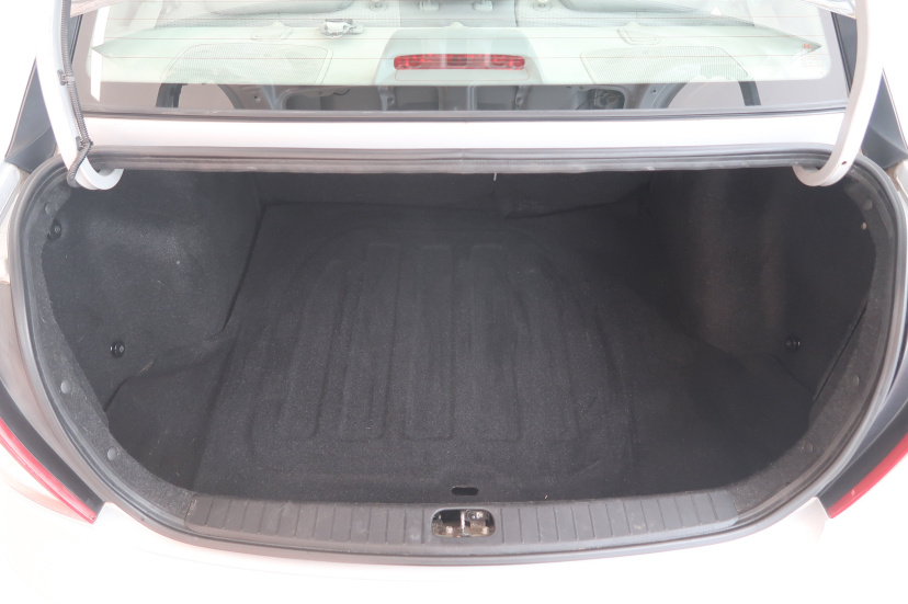 Hyundai Accent, 2009