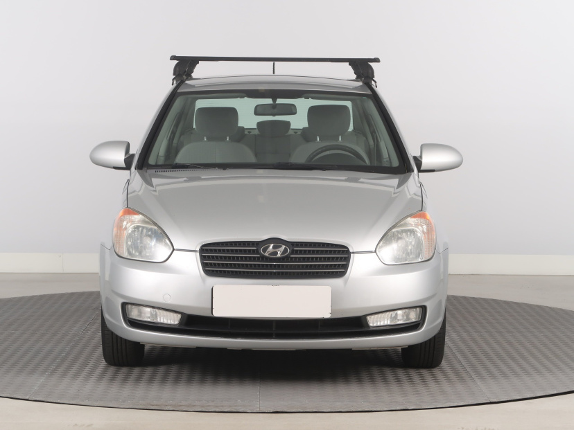 Hyundai Accent, 2009