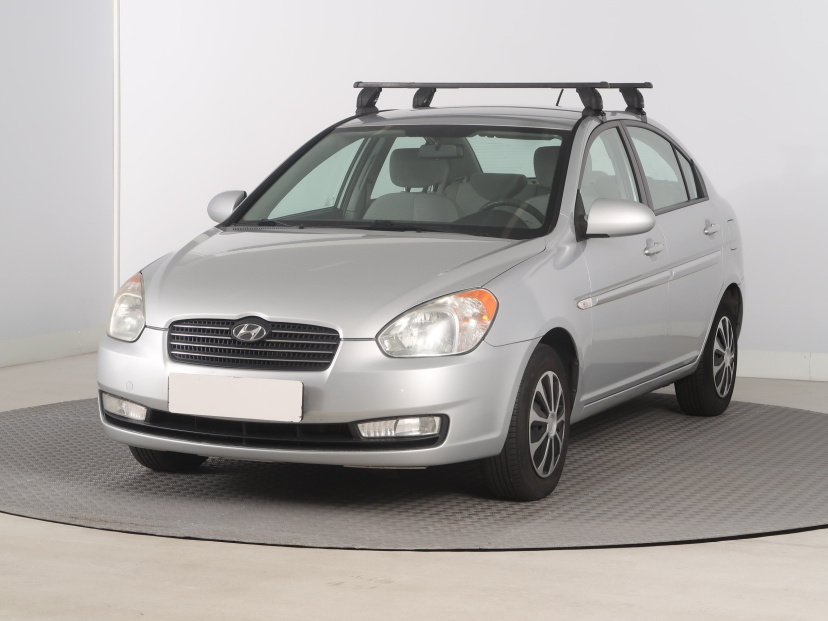Hyundai Accent, 2009