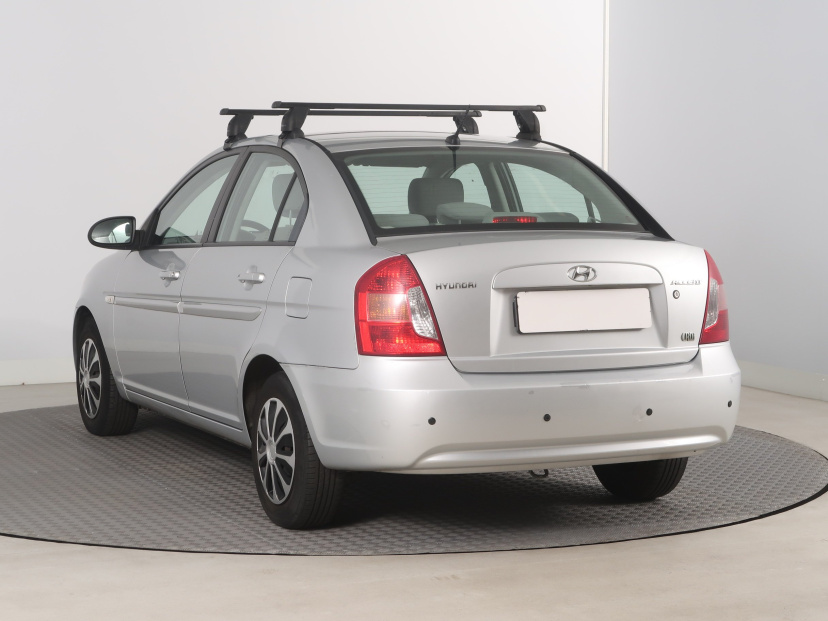 Hyundai Accent, 2009