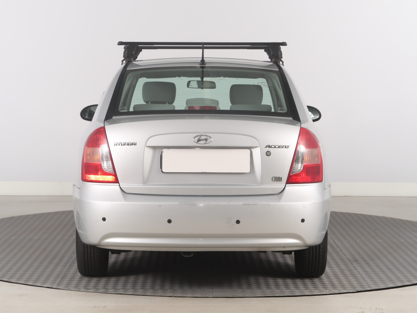 Hyundai Accent, 2009