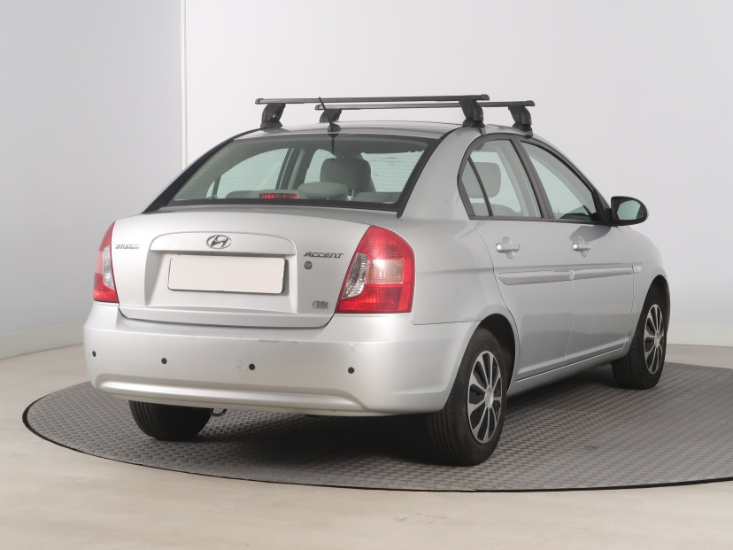 Hyundai Accent, 2009