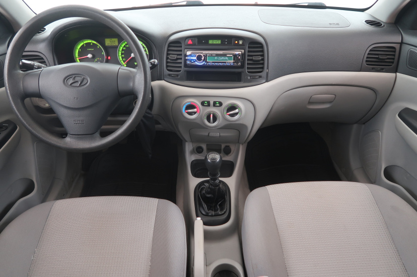 Hyundai Accent, 2009