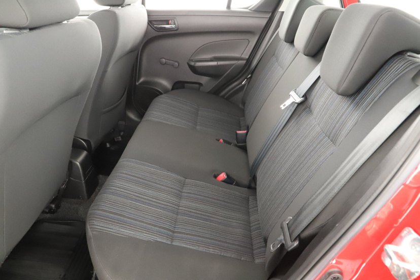 Suzuki Swift, 2015