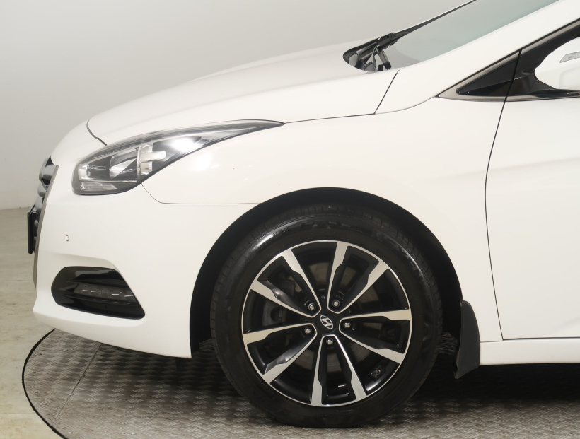 Hyundai i40, 2016