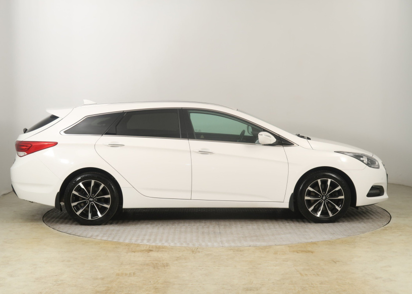 Hyundai i40, 2016