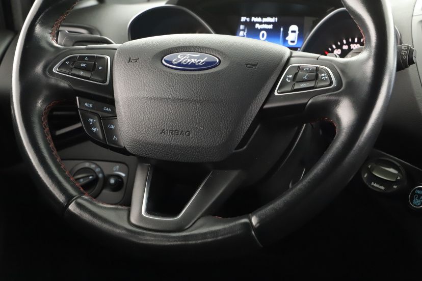 Ford Kuga, 2017
