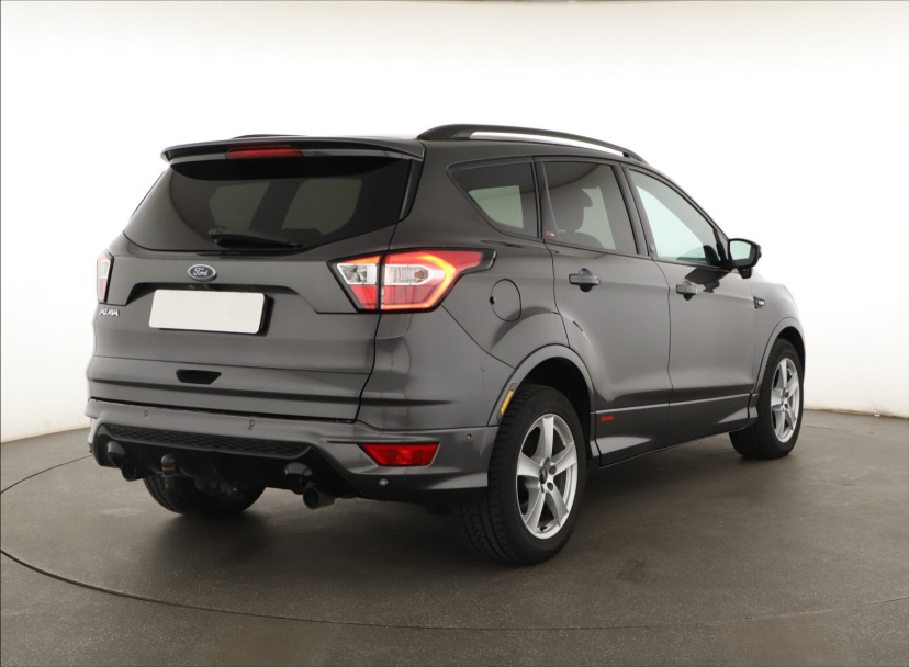 Ford Kuga, 2017