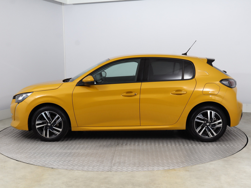 Peugeot 208, 2021