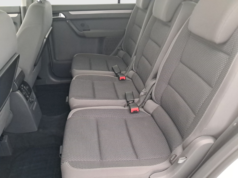 Volkswagen Touran, 2011
