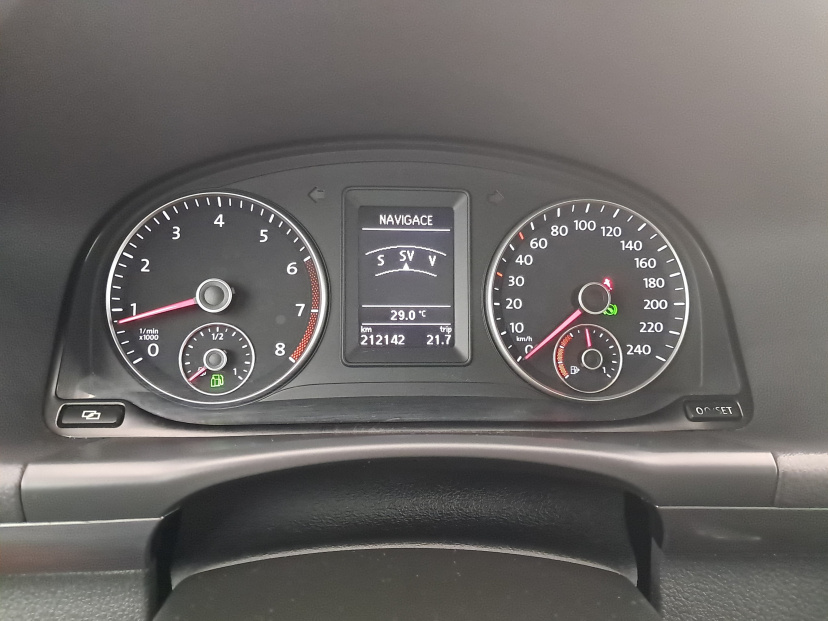 Volkswagen Touran, 2011