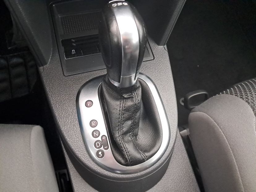 Volkswagen Touran, 2011