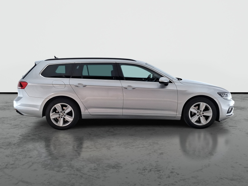 Volkswagen Passat, 2021