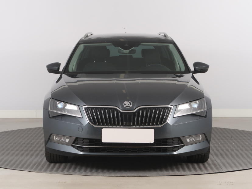 Škoda Superb, 2016