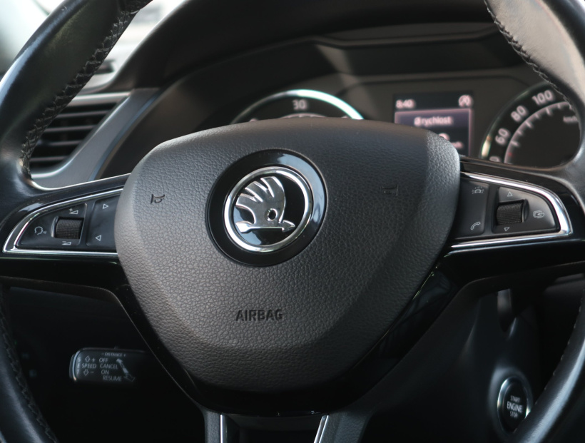 Škoda Superb, 2016